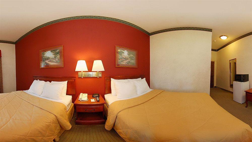 Wingate By Wyndham Biloxi - Ocean Springs Hotel Exterior photo