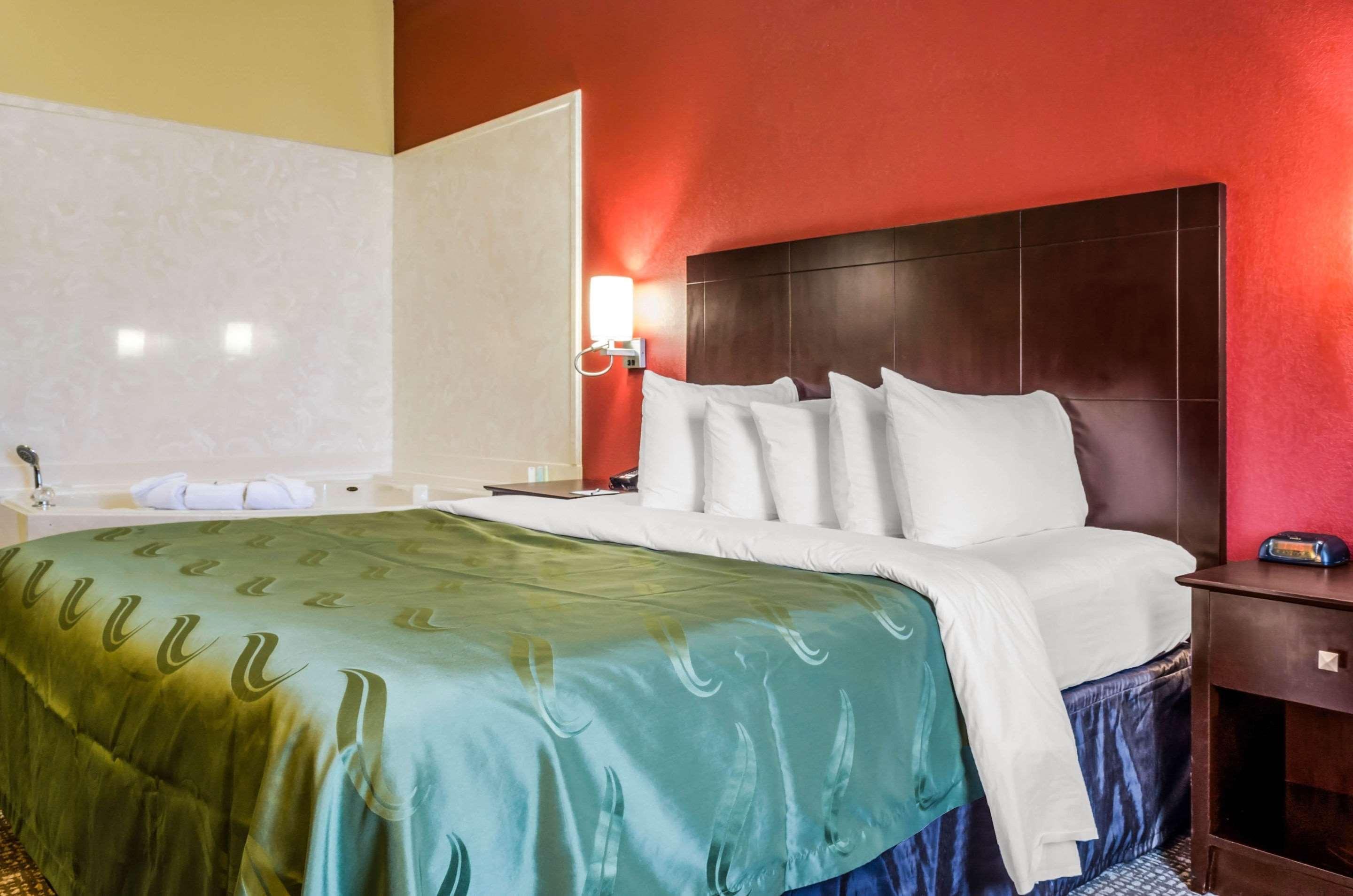 Wingate By Wyndham Biloxi - Ocean Springs Hotel Exterior photo