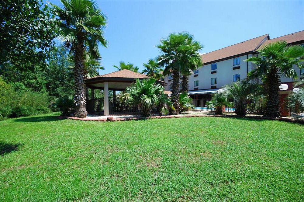 Wingate By Wyndham Biloxi - Ocean Springs Hotel Exterior photo
